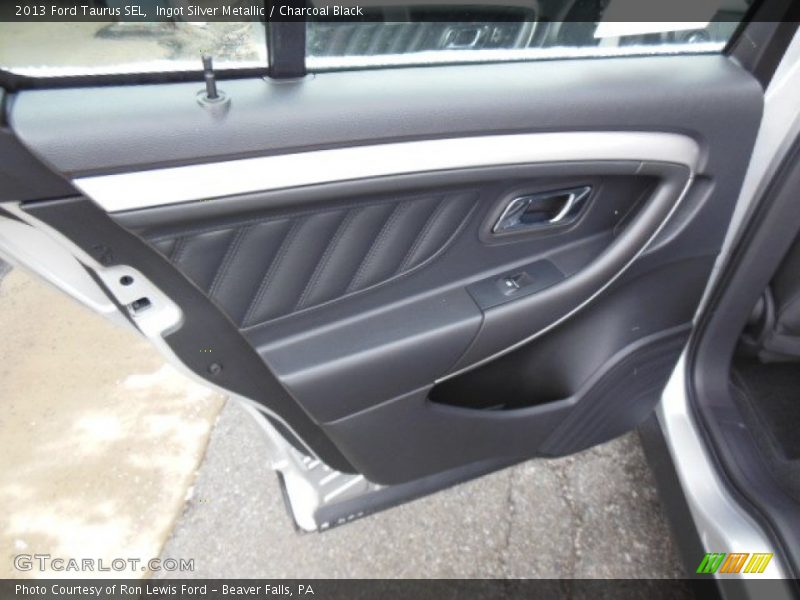 Ingot Silver Metallic / Charcoal Black 2013 Ford Taurus SEL