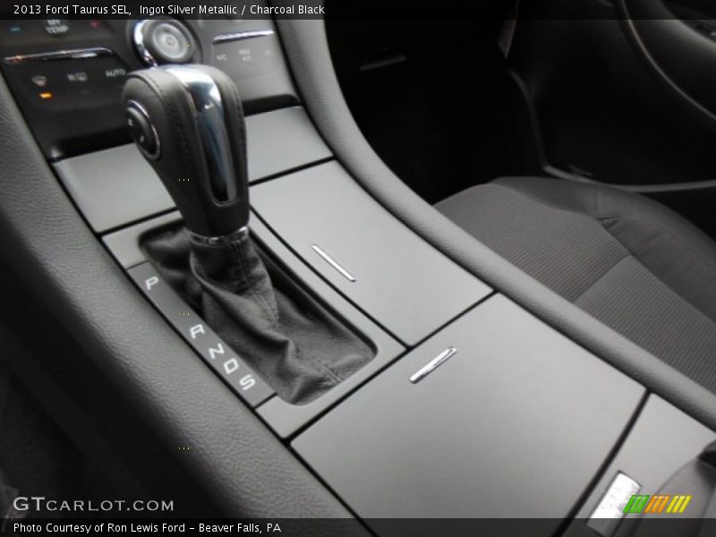 Ingot Silver Metallic / Charcoal Black 2013 Ford Taurus SEL