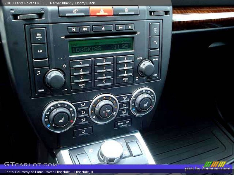 Narvik Black / Ebony Black 2008 Land Rover LR2 SE