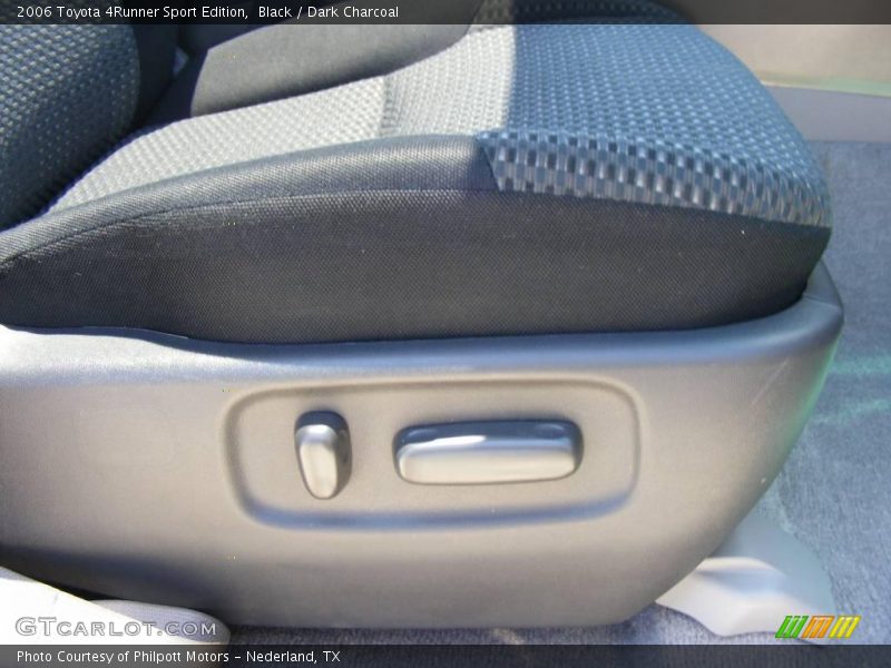 Black / Dark Charcoal 2006 Toyota 4Runner Sport Edition