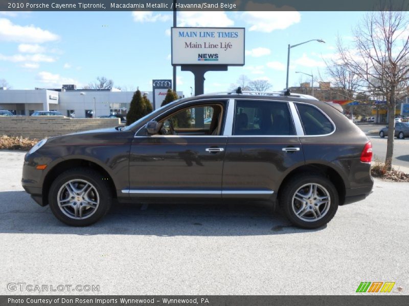 Macadamia Metallic / Havanna/Sand Beige 2010 Porsche Cayenne Tiptronic