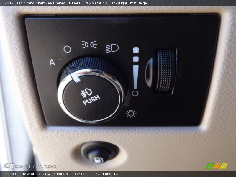 Controls of 2012 Grand Cherokee Limited