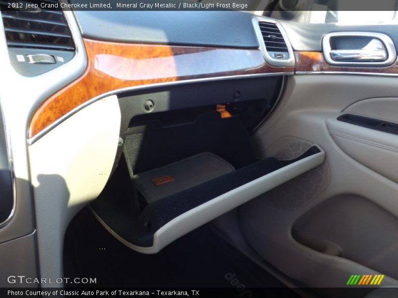 Mineral Gray Metallic / Black/Light Frost Beige 2012 Jeep Grand Cherokee Limited