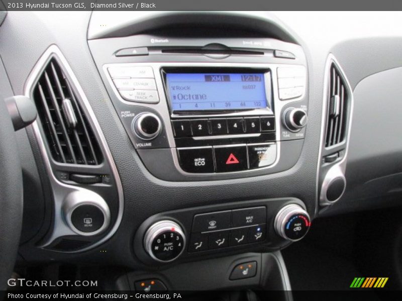 Diamond Silver / Black 2013 Hyundai Tucson GLS