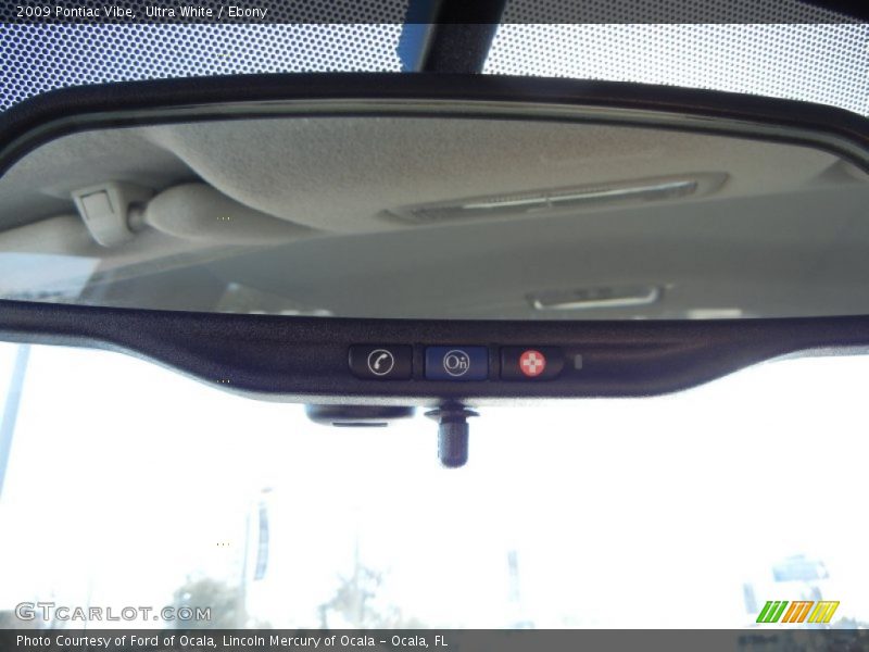 Ultra White / Ebony 2009 Pontiac Vibe