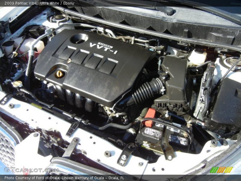 Ultra White / Ebony 2009 Pontiac Vibe