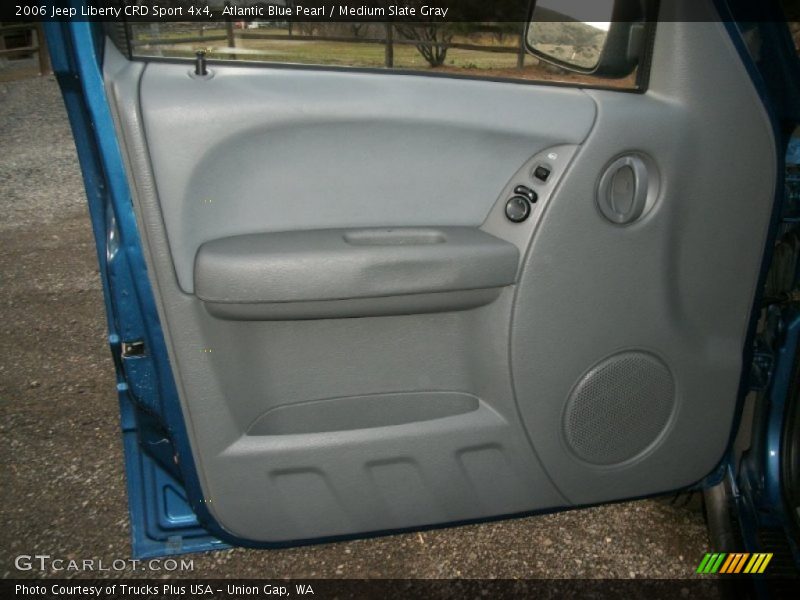 Atlantic Blue Pearl / Medium Slate Gray 2006 Jeep Liberty CRD Sport 4x4