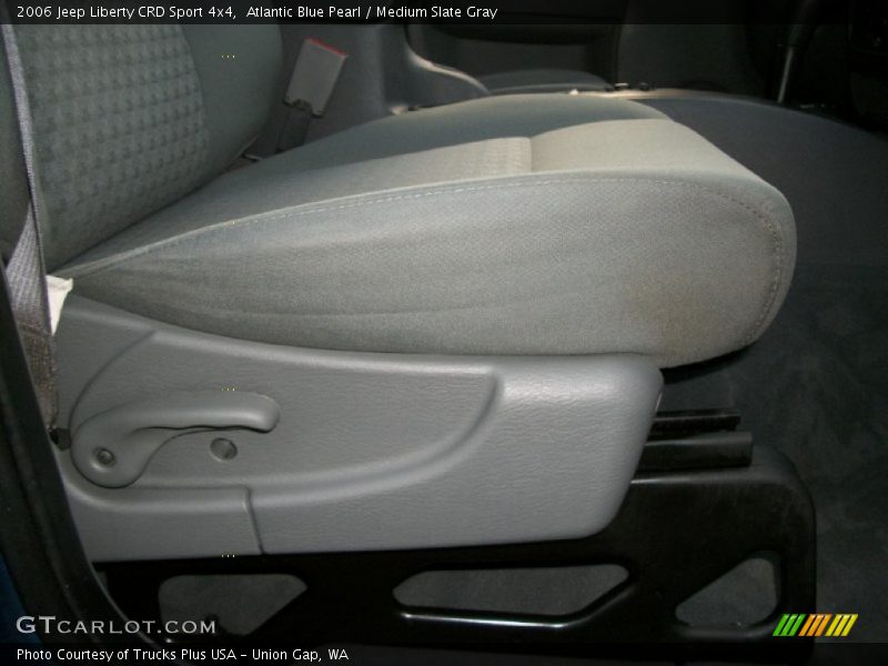 Atlantic Blue Pearl / Medium Slate Gray 2006 Jeep Liberty CRD Sport 4x4