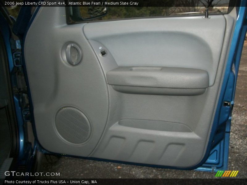Atlantic Blue Pearl / Medium Slate Gray 2006 Jeep Liberty CRD Sport 4x4