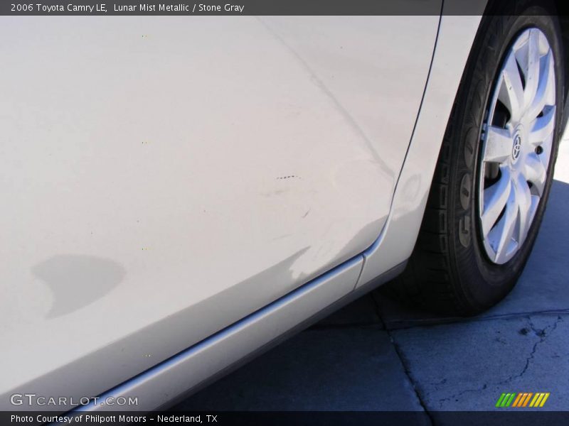 Lunar Mist Metallic / Stone Gray 2006 Toyota Camry LE