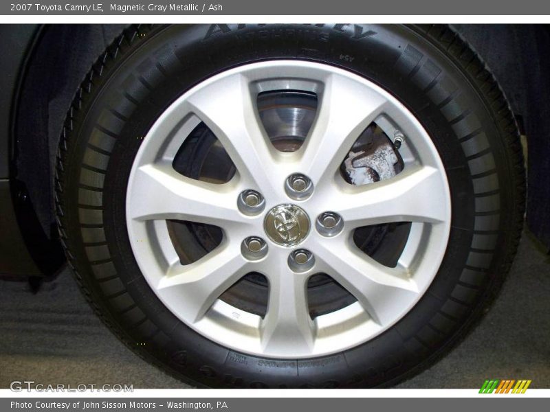 Magnetic Gray Metallic / Ash 2007 Toyota Camry LE