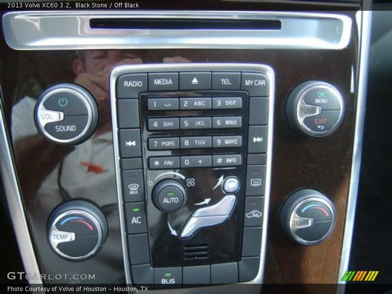 Black Stone / Off Black 2013 Volvo XC60 3.2