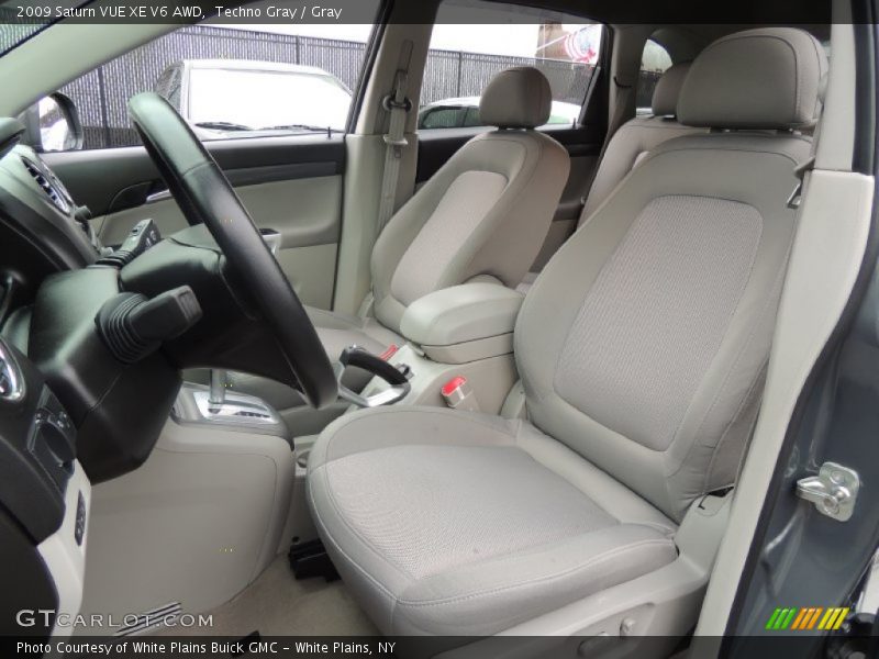 Front Seat of 2009 VUE XE V6 AWD