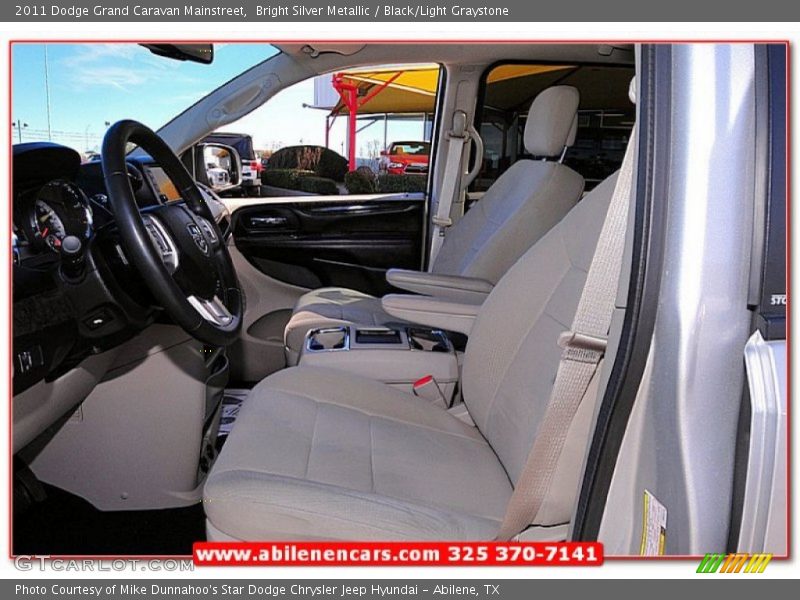 Bright Silver Metallic / Black/Light Graystone 2011 Dodge Grand Caravan Mainstreet