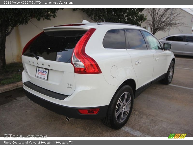 Ice White / Sandstone 2013 Volvo XC60 T6 AWD