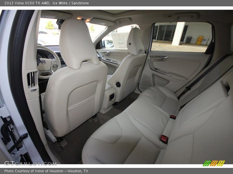 Ice White / Sandstone 2013 Volvo XC60 T6 AWD