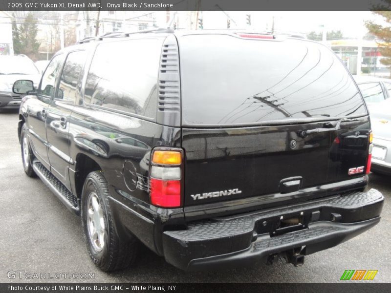 Onyx Black / Sandstone 2005 GMC Yukon XL Denali AWD