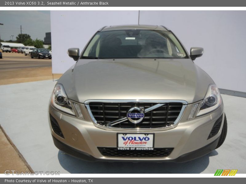 Seashell Metallic / Anthracite Black 2013 Volvo XC60 3.2