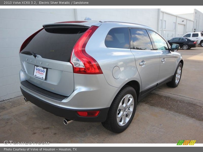 Electric Silver Metallic / Sandstone 2013 Volvo XC60 3.2