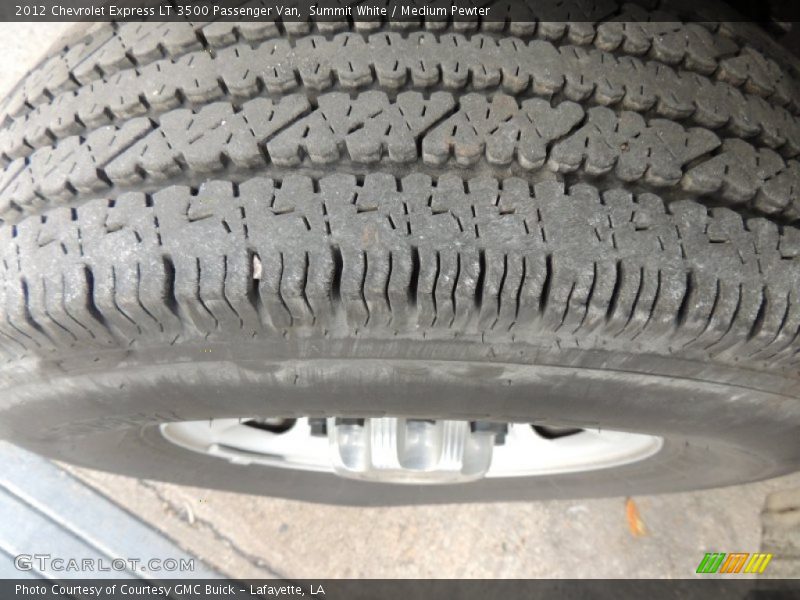 Summit White / Medium Pewter 2012 Chevrolet Express LT 3500 Passenger Van