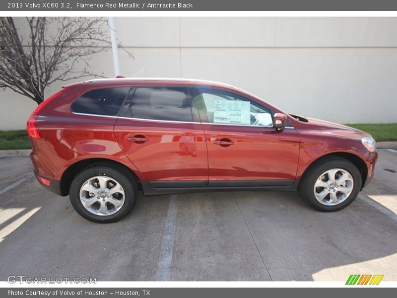 Flamenco Red Metallic / Anthracite Black 2013 Volvo XC60 3.2
