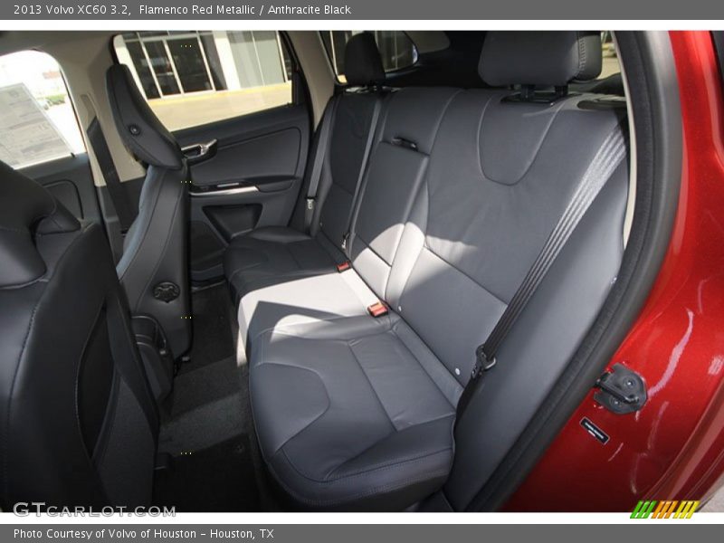 Flamenco Red Metallic / Anthracite Black 2013 Volvo XC60 3.2
