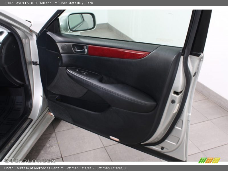 Millennium Silver Metallic / Black 2002 Lexus ES 300