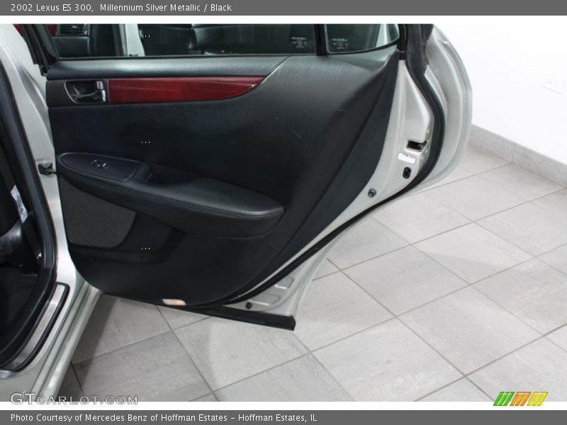 Millennium Silver Metallic / Black 2002 Lexus ES 300