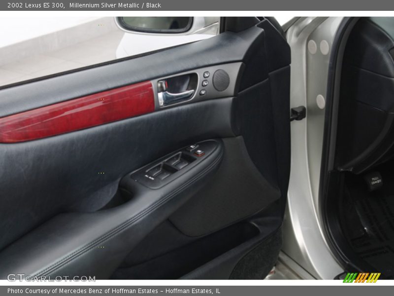 Millennium Silver Metallic / Black 2002 Lexus ES 300