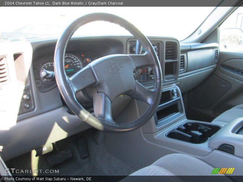 Dark Blue Metallic / Gray/Dark Charcoal 2004 Chevrolet Tahoe LS