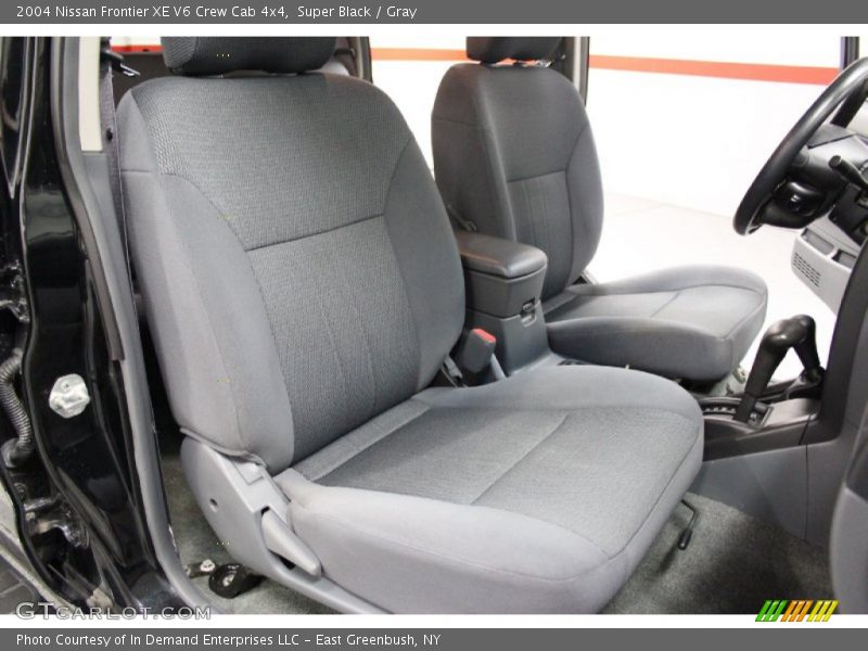 Super Black / Gray 2004 Nissan Frontier XE V6 Crew Cab 4x4