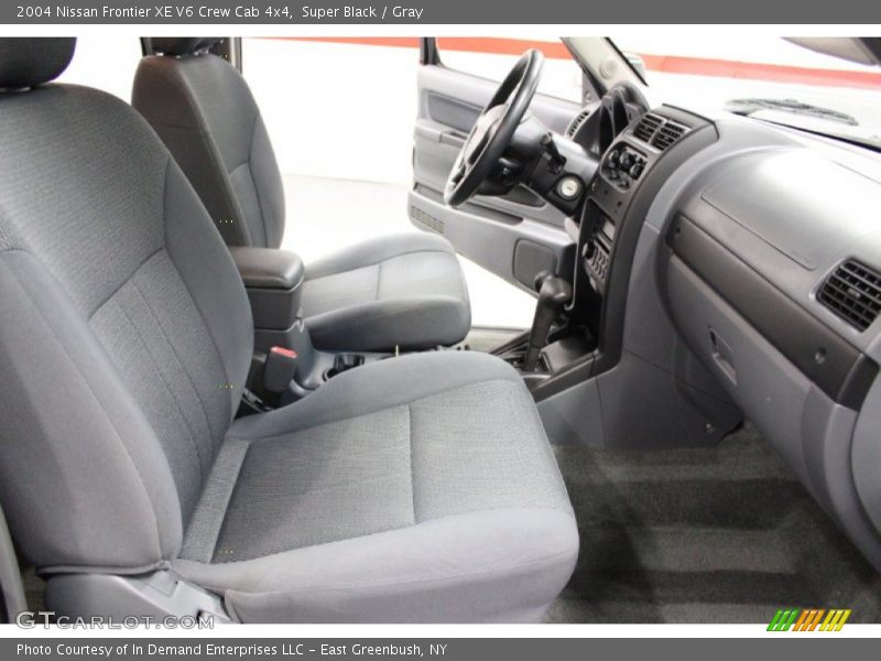 Super Black / Gray 2004 Nissan Frontier XE V6 Crew Cab 4x4