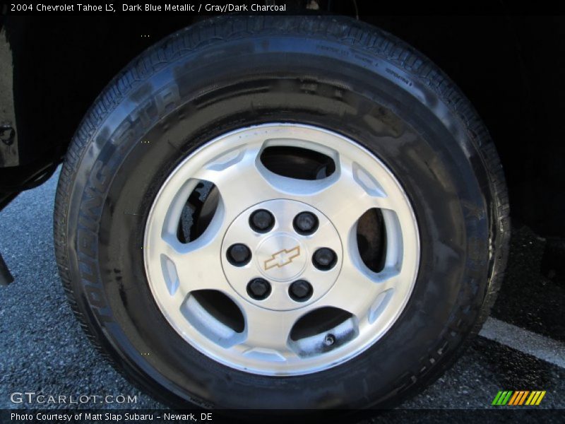 Dark Blue Metallic / Gray/Dark Charcoal 2004 Chevrolet Tahoe LS