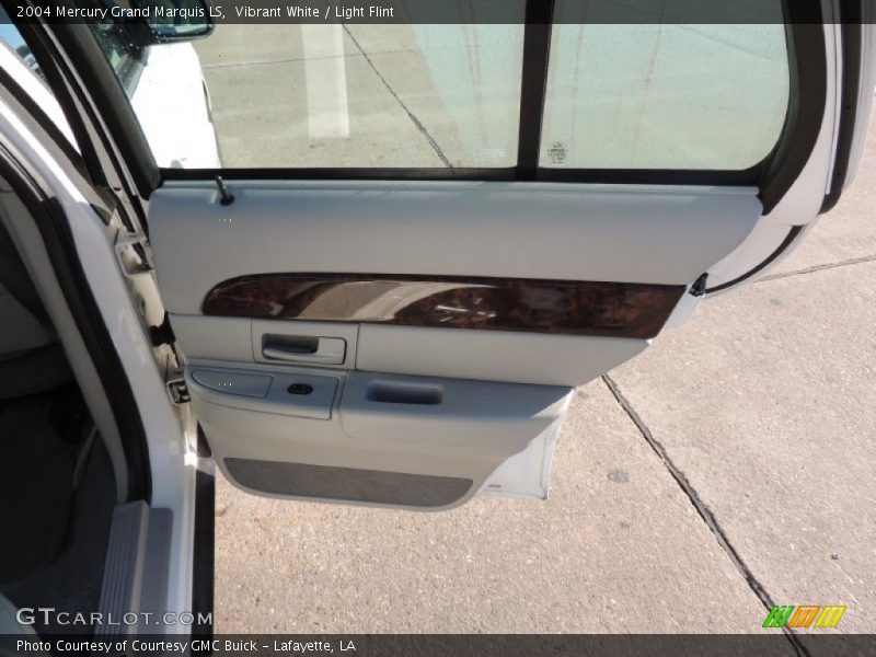 Vibrant White / Light Flint 2004 Mercury Grand Marquis LS