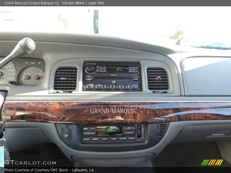 Vibrant White / Light Flint 2004 Mercury Grand Marquis LS