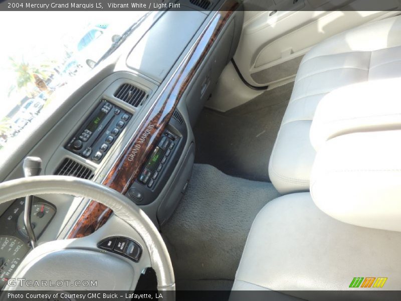 Vibrant White / Light Flint 2004 Mercury Grand Marquis LS