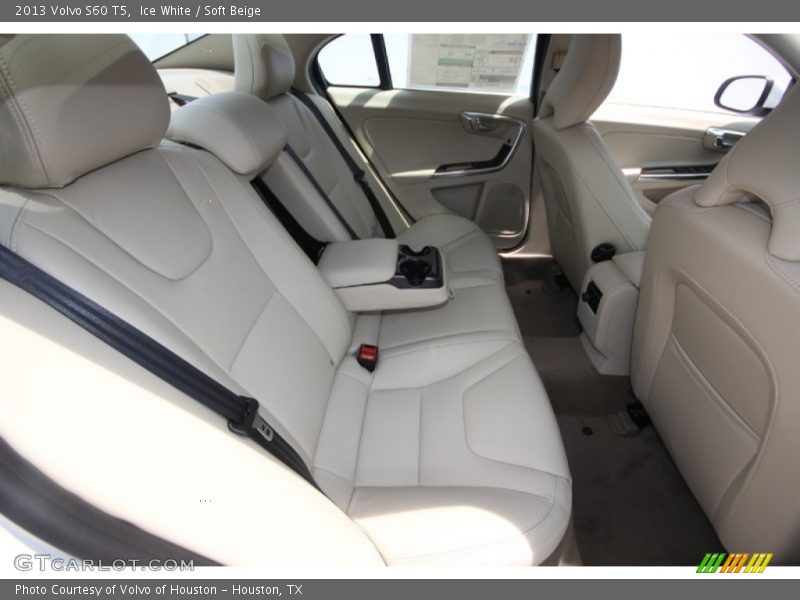 Ice White / Soft Beige 2013 Volvo S60 T5