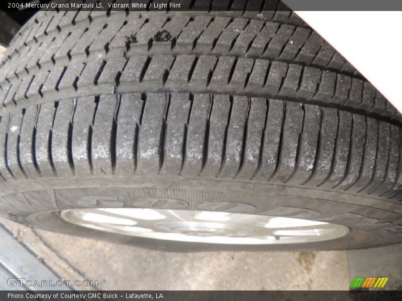 Vibrant White / Light Flint 2004 Mercury Grand Marquis LS