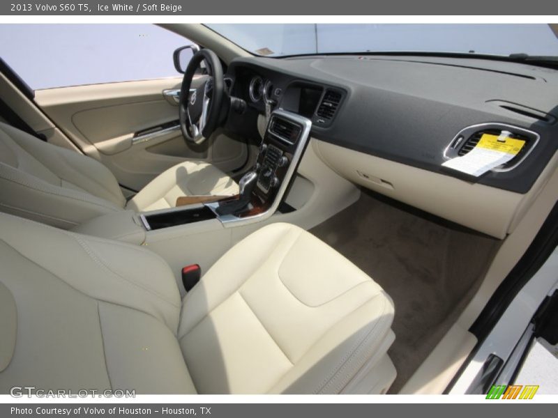 Ice White / Soft Beige 2013 Volvo S60 T5