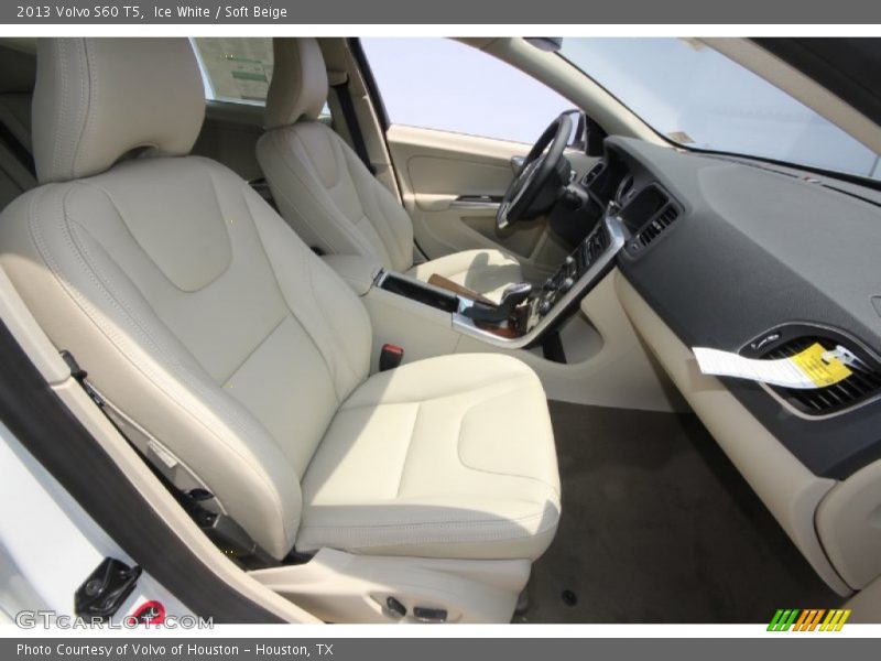 Ice White / Soft Beige 2013 Volvo S60 T5