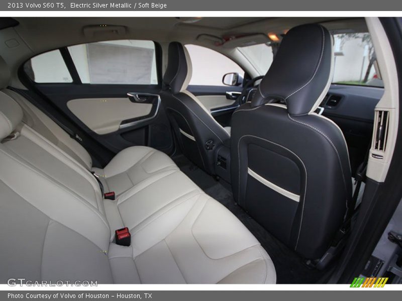 Electric Silver Metallic / Soft Beige 2013 Volvo S60 T5