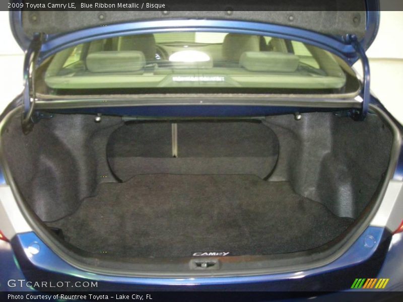 Blue Ribbon Metallic / Bisque 2009 Toyota Camry LE