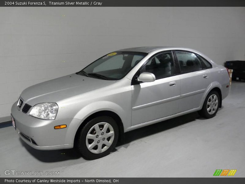 Titanium Silver Metallic / Gray 2004 Suzuki Forenza S