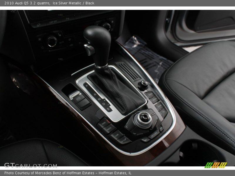 Ice Silver Metallic / Black 2010 Audi Q5 3.2 quattro