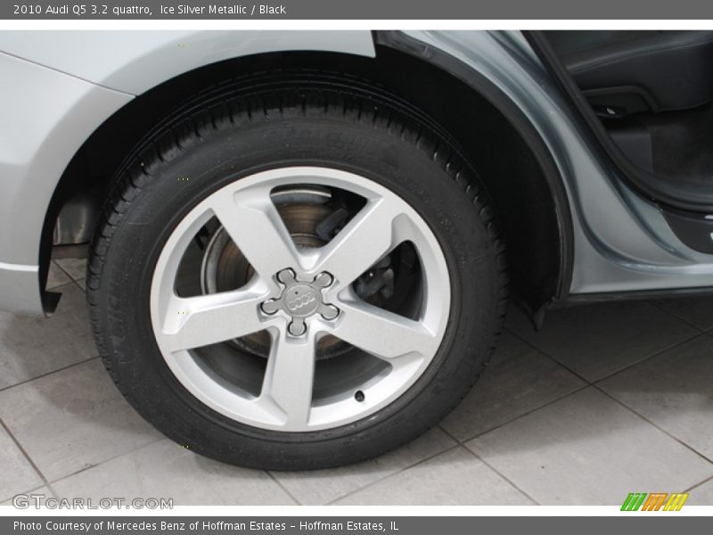 Ice Silver Metallic / Black 2010 Audi Q5 3.2 quattro