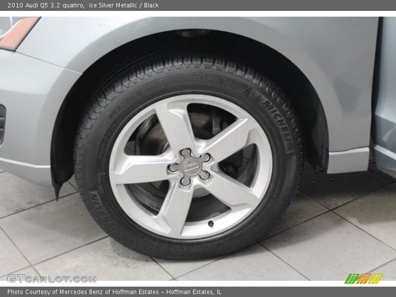 Ice Silver Metallic / Black 2010 Audi Q5 3.2 quattro