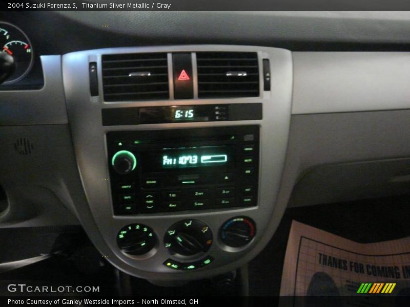 Titanium Silver Metallic / Gray 2004 Suzuki Forenza S