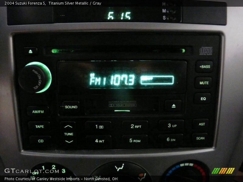 Titanium Silver Metallic / Gray 2004 Suzuki Forenza S