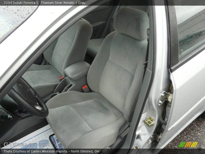 Titanium Silver Metallic / Gray 2004 Suzuki Forenza S