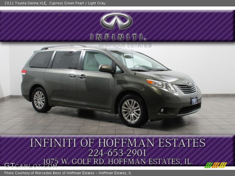 Cypress Green Pearl / Light Gray 2011 Toyota Sienna XLE